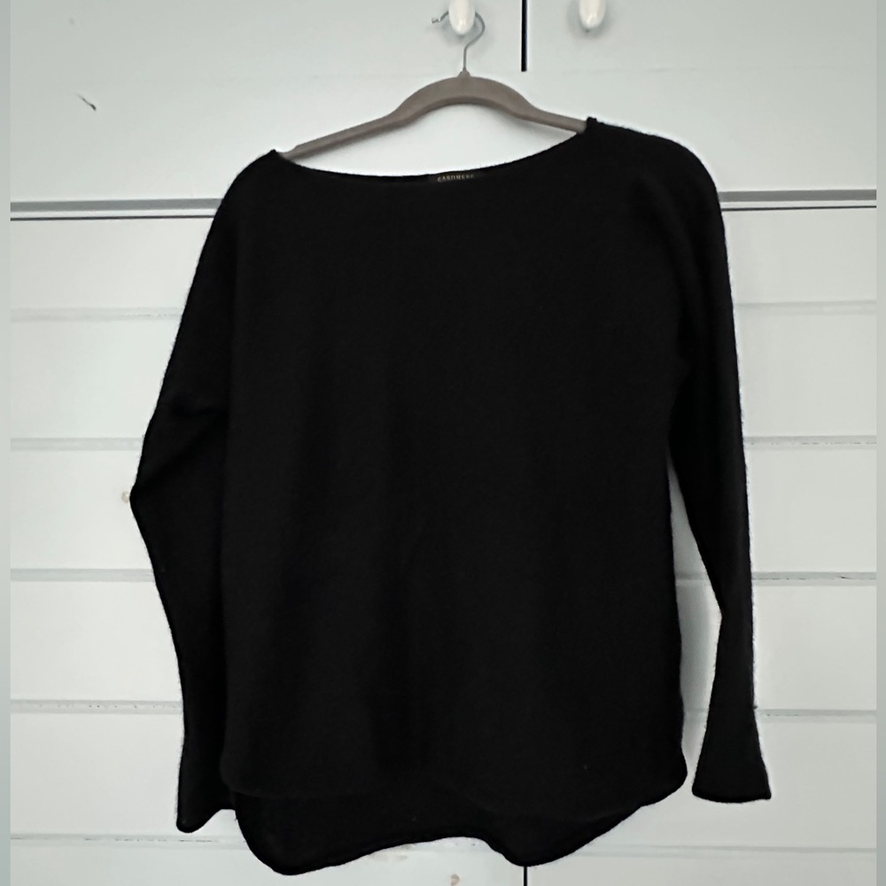 Charter Club 100% Cashmere Boatneck Sweater, Black, Size Small